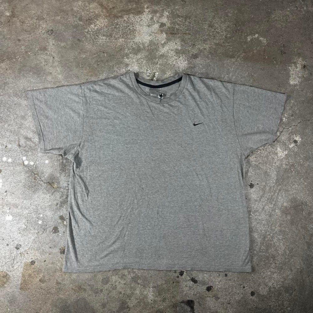 Nike T Shirt Mens XL Gray Short Sleeve Athleisure Casual Crew Neck